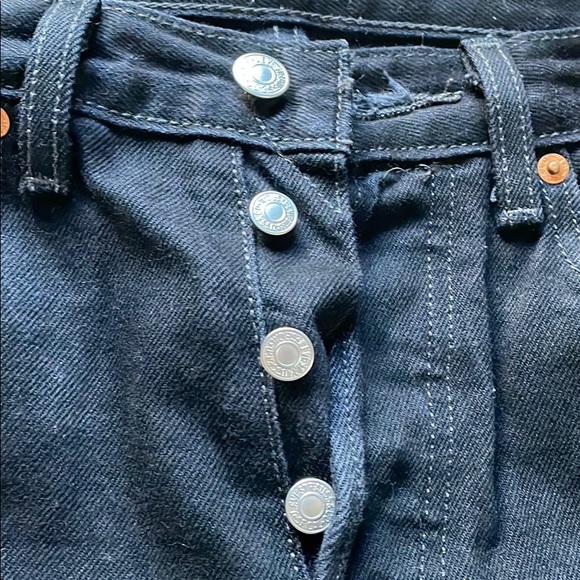 Levis 501 - Picture 2 of 3